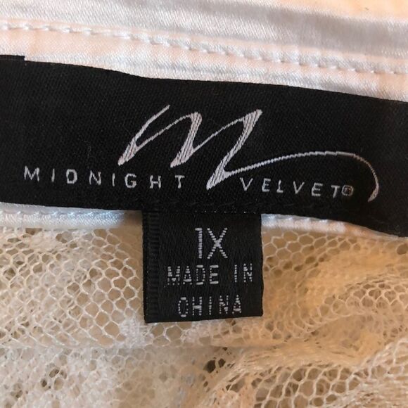 Midnight Velvet lace embellished button down top - Picture 4 of 8